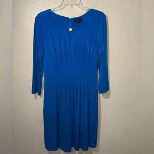 Tahari Arthur S Levine Pleated Dress Women’s 12 Blue 3/4 Sleeve Keyhole Midi